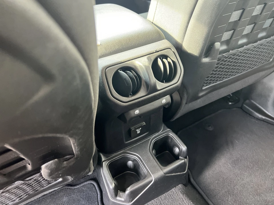 2021 Jeep JL Wrangler - Image 11 of 24