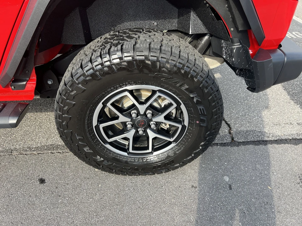 2021 Jeep JL Wrangler - Image 9 of 12