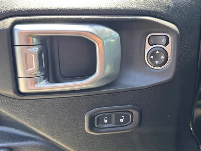 2021 Jeep JL Wrangler - Image 16 of 30