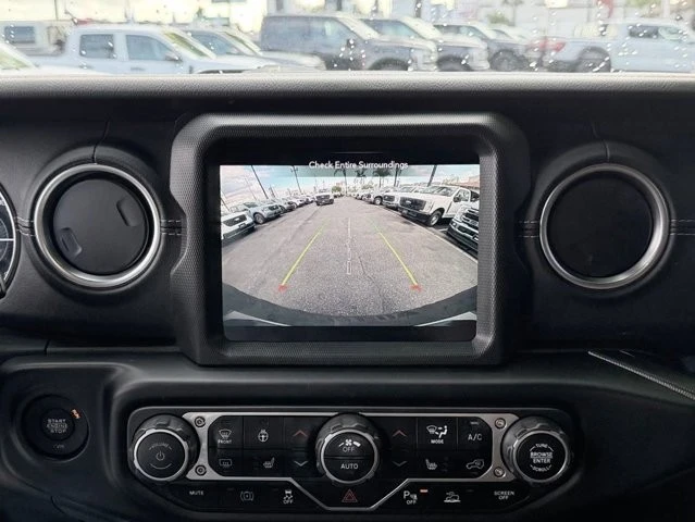 2021 Jeep JL Wrangler - Image 24 of 31