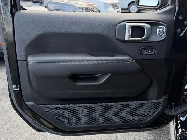 2021 Jeep JL Wrangler - Image 14 of 31