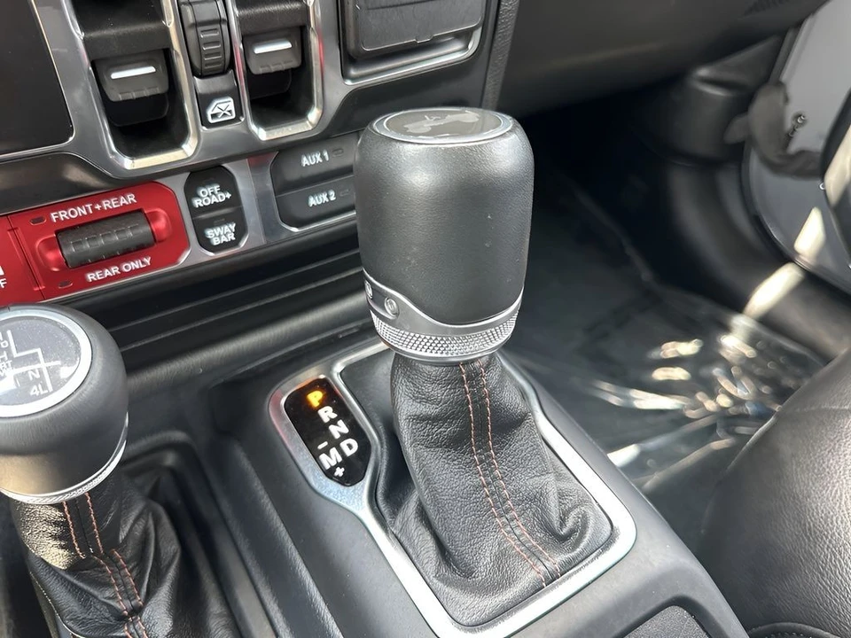 2021 Jeep JL Wrangler - Image 15 of 21