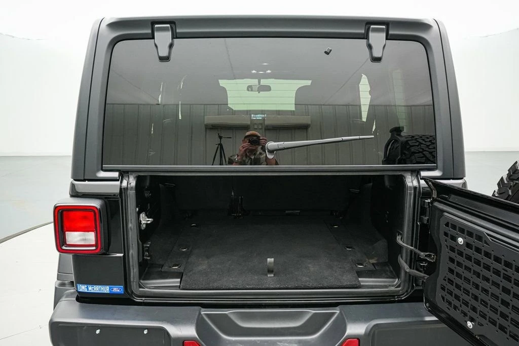 2021 Jeep JL Wrangler - Image 20 of 21