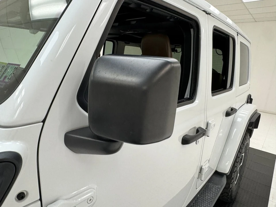 2021 Jeep - Image 23 of 31