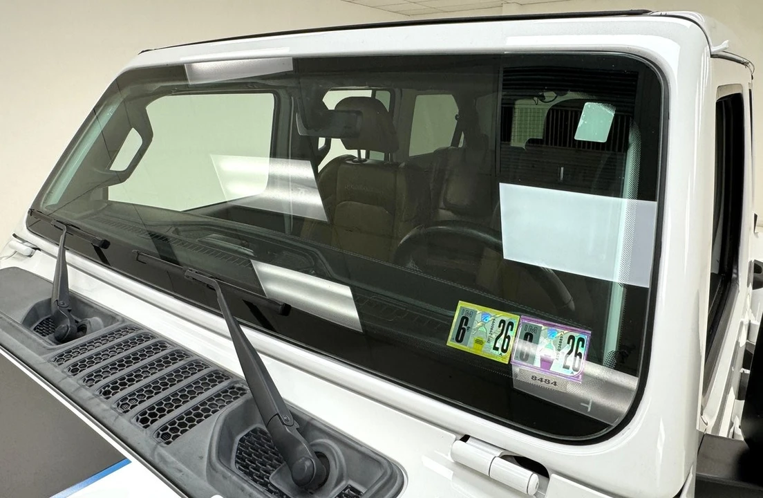 2021 Jeep - Image 20 of 31