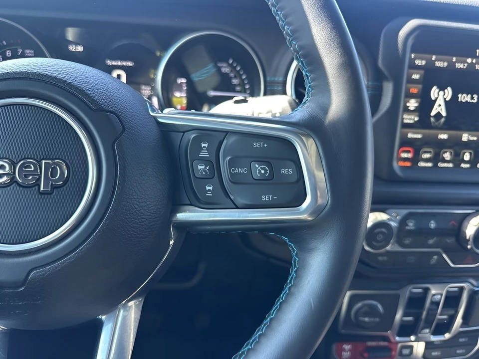 2021 Jeep JL Wrangler - Image 14 of 21