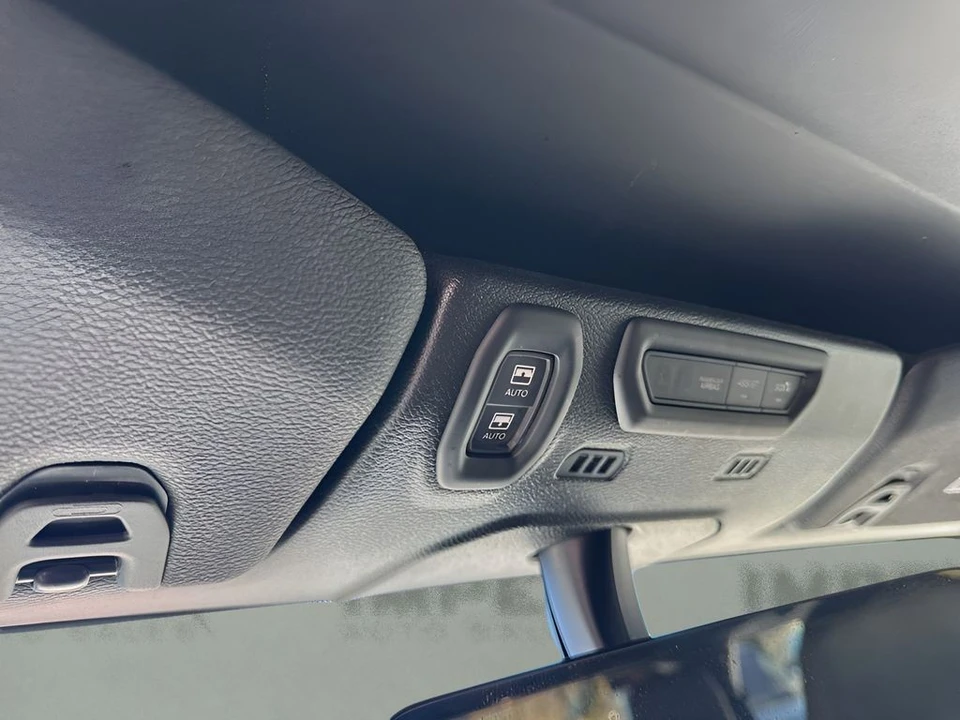 2021 Jeep JL Wrangler - Image 11 of 12