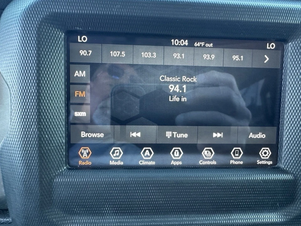 2021 Jeep JL Wrangler - Image 10 of 12