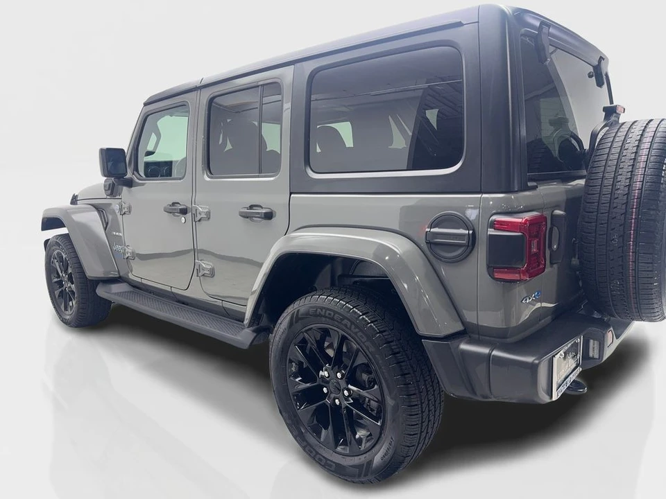 2021 Jeep JL Wrangler - Image 14 of 21
