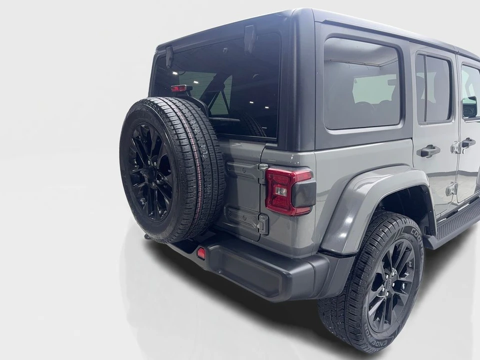 2021 Jeep JL Wrangler - Image 18 of 21