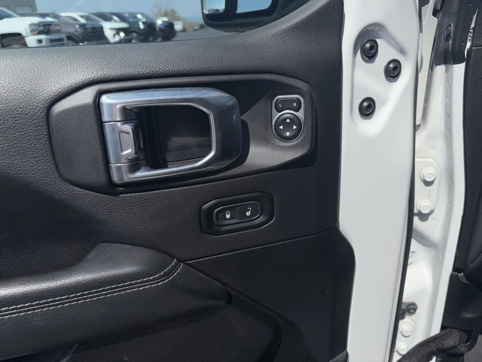 2021 Jeep JL Wrangler - Image 13 of 20