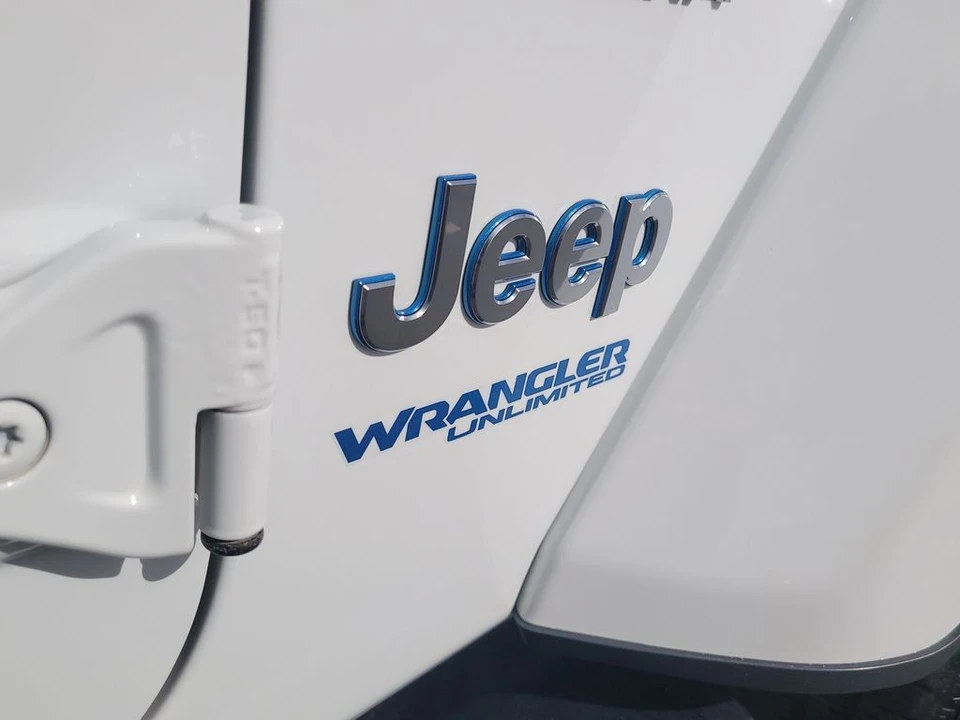 2021 Jeep JL Wrangler - Image 6 of 12