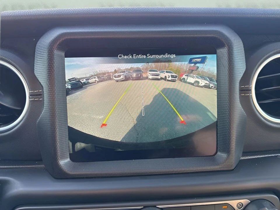2021 Jeep JL Wrangler - Image 19 of 21