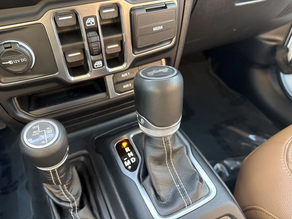 2021 Jeep JL Wrangler - Image 15 of 21