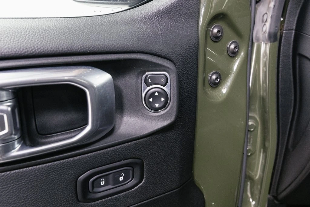 2021 Jeep JL Wrangler - Image 6 of 12