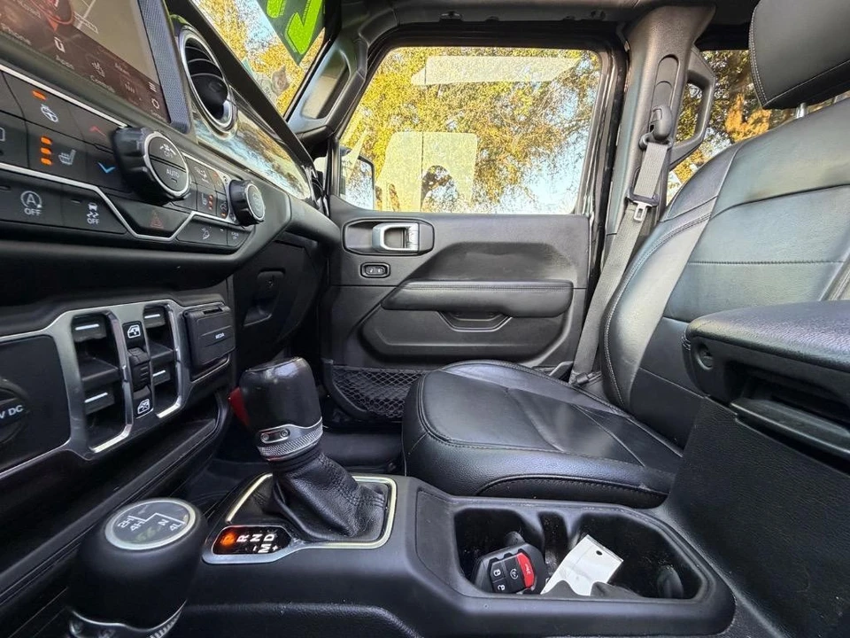 2021 Jeep JL Wrangler - Image 20 of 21