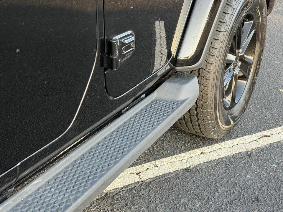2021 Jeep JL Wrangler - Image 4 of 21
