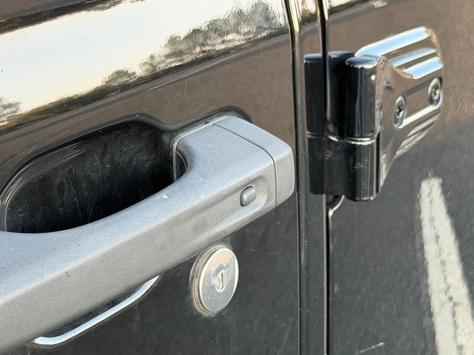2021 Jeep JL Wrangler - Image 5 of 21
