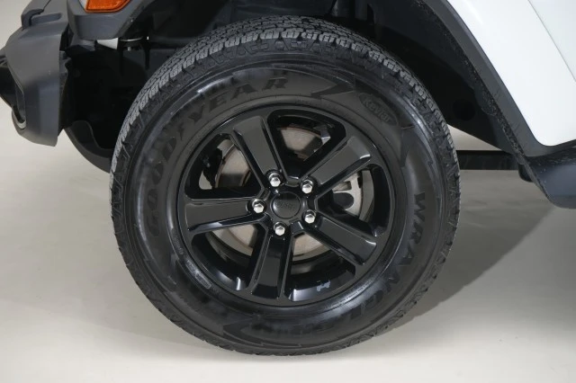2021 Jeep JL Wrangler - Image 19 of 21