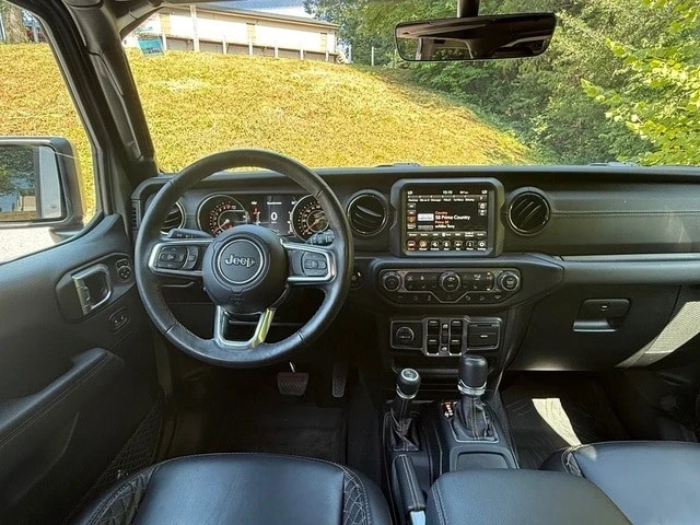 2021 Jeep JL Wrangler - Image 10 of 12