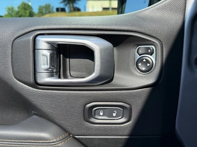 2021 Jeep JL Wrangler - Image 12 of 12