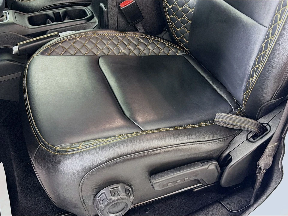 2021 Jeep JL Wrangler - Image 23 of 31