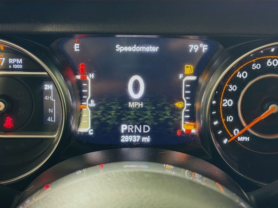 2021 Jeep JL Wrangler - Image 15 of 21