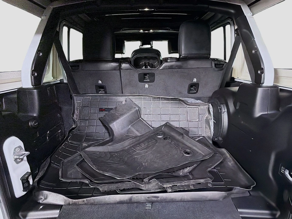 2021 Jeep JL Wrangler - Image 29 of 31
