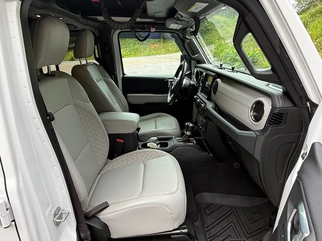 2021 Jeep JL Wrangler - Image 18 of 31