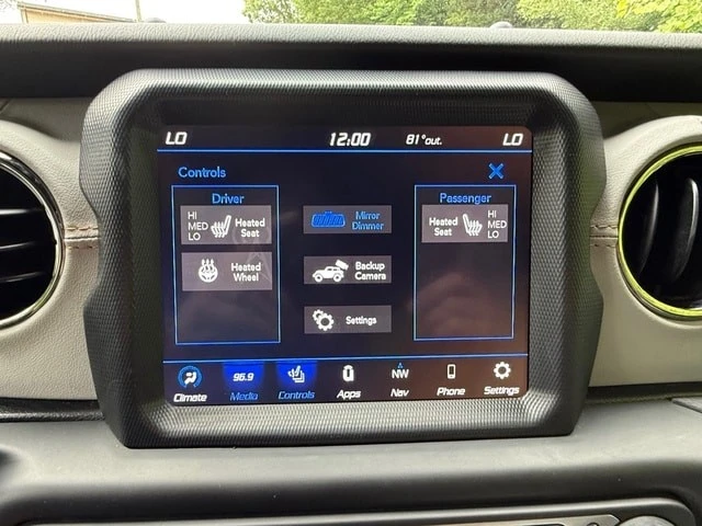 2021 Jeep JL Wrangler - Image 22 of 31