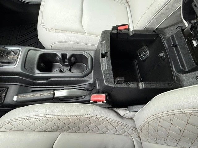 2021 Jeep JL Wrangler - Image 28 of 31