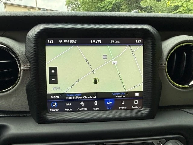 2021 Jeep JL Wrangler - Image 23 of 31