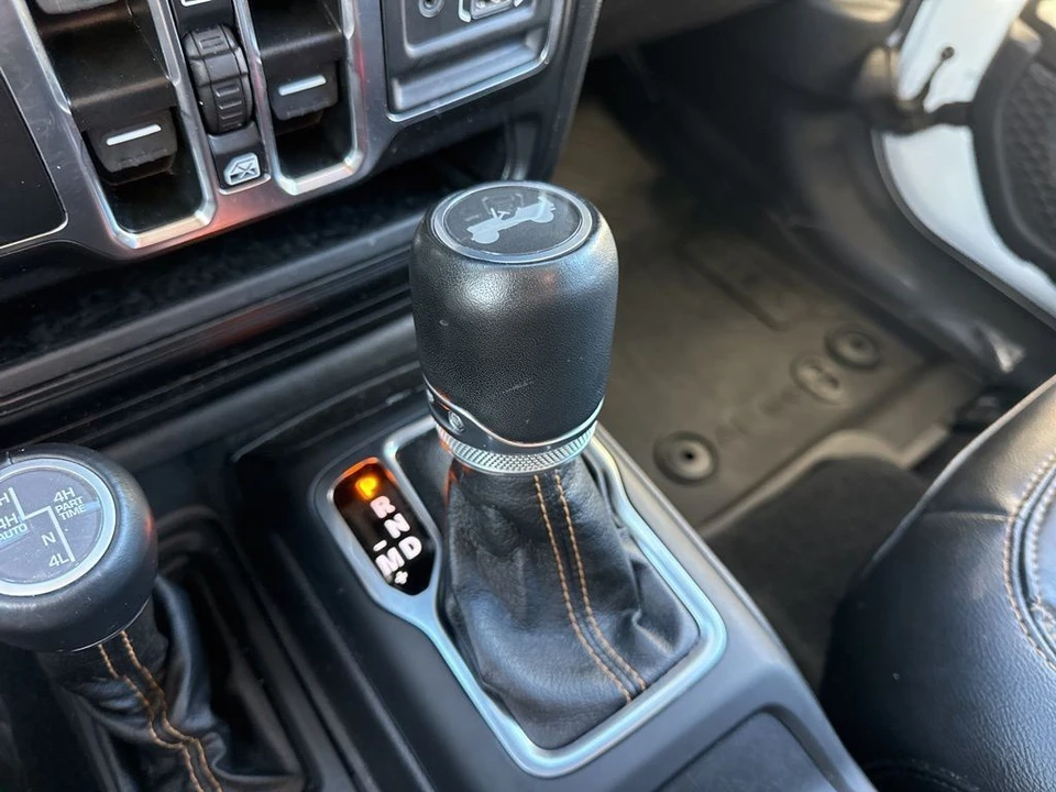 2021 Jeep JL Wrangler - Image 15 of 31