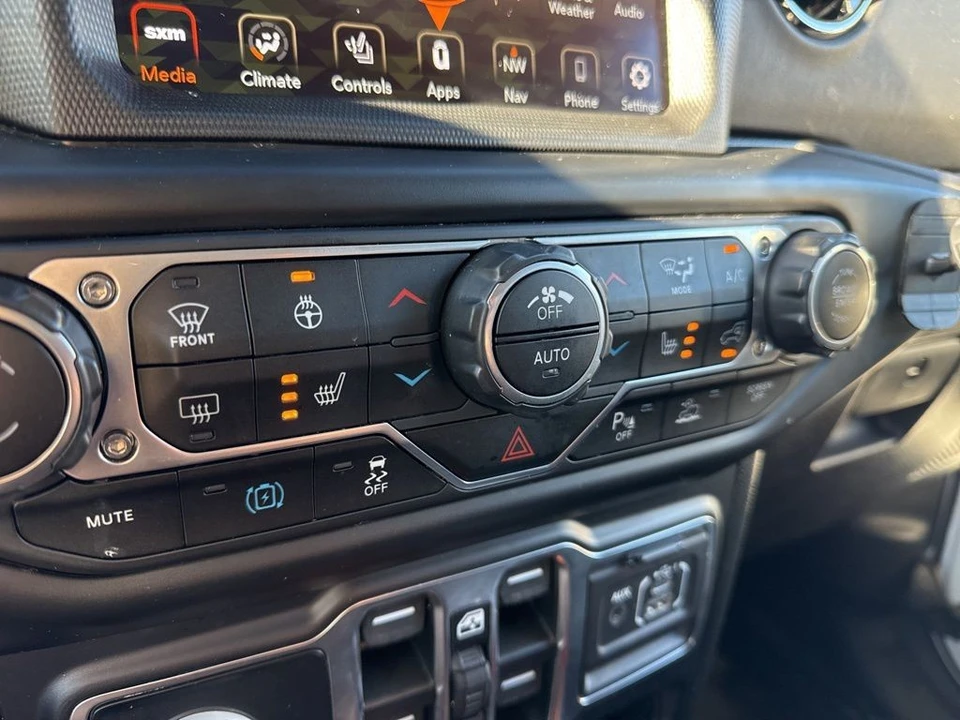 2021 Jeep JL Wrangler - Image 19 of 21