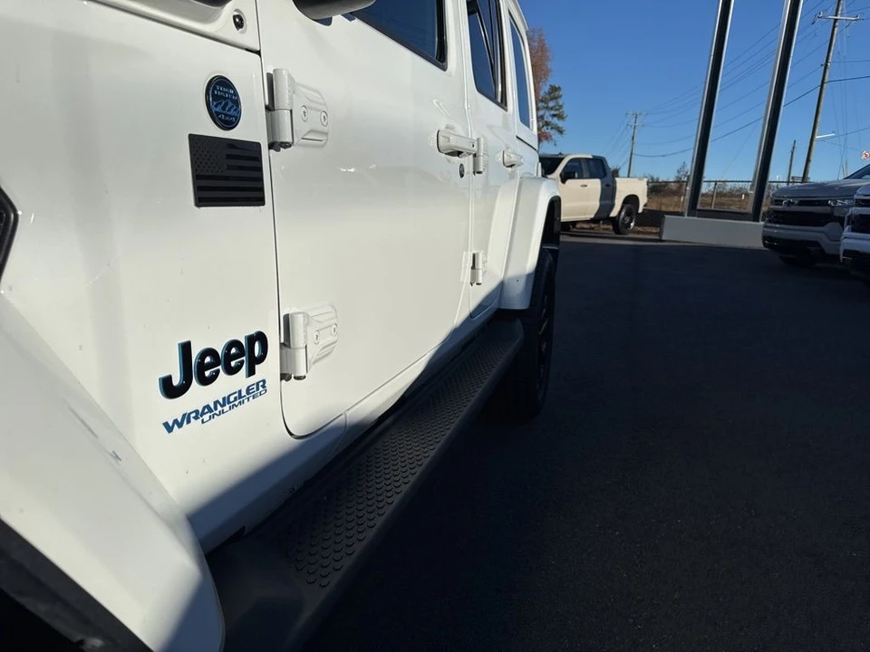2021 Jeep JL Wrangler - Image 30 of 31