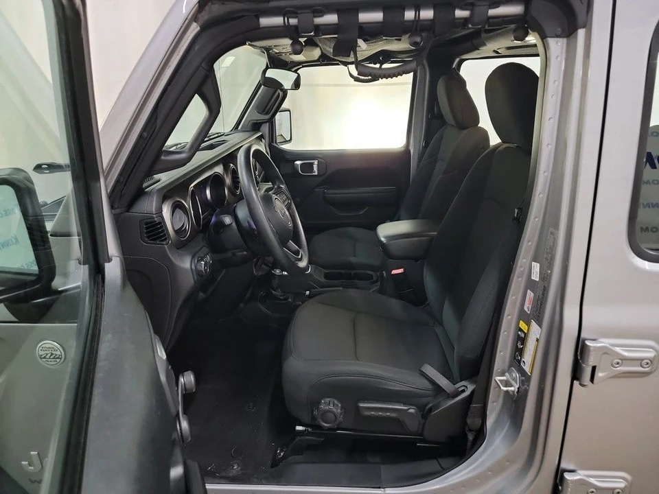 2021 Jeep JL Wrangler - Image 10 of 12