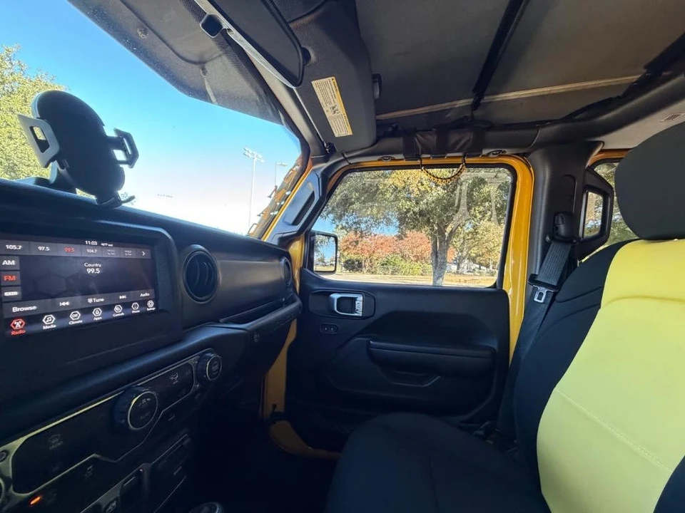 2021 Jeep JL Wrangler - Image 20 of 21