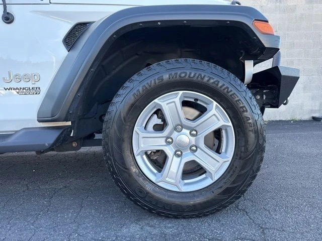2021 Jeep JL Wrangler - Image 23 of 27