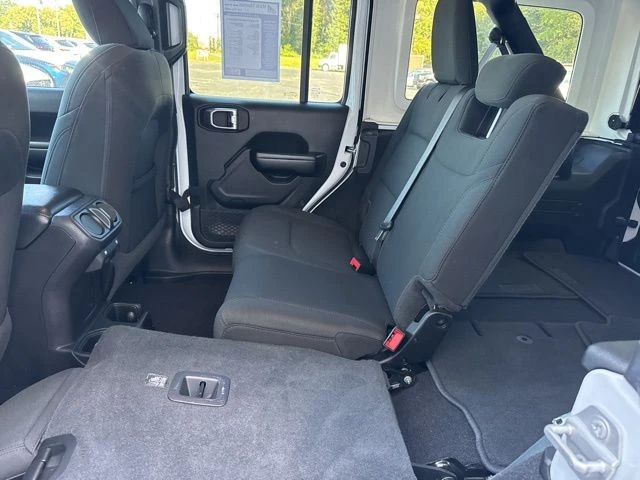 2021 Jeep JL Wrangler - Image 16 of 27