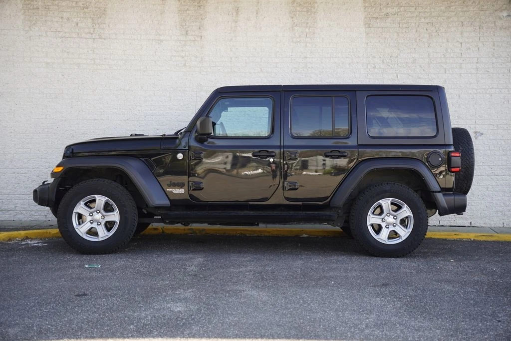 2021 Jeep JL Wrangler - Image 3 of 12