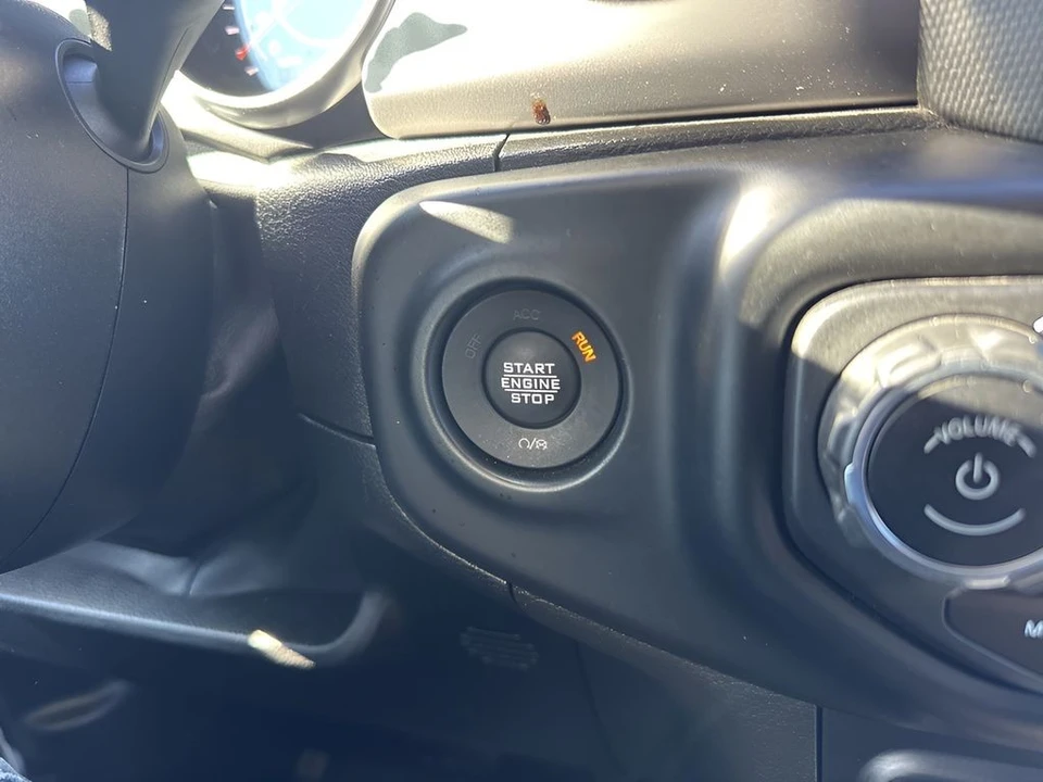 2021 Jeep JL Wrangler - Image 19 of 21