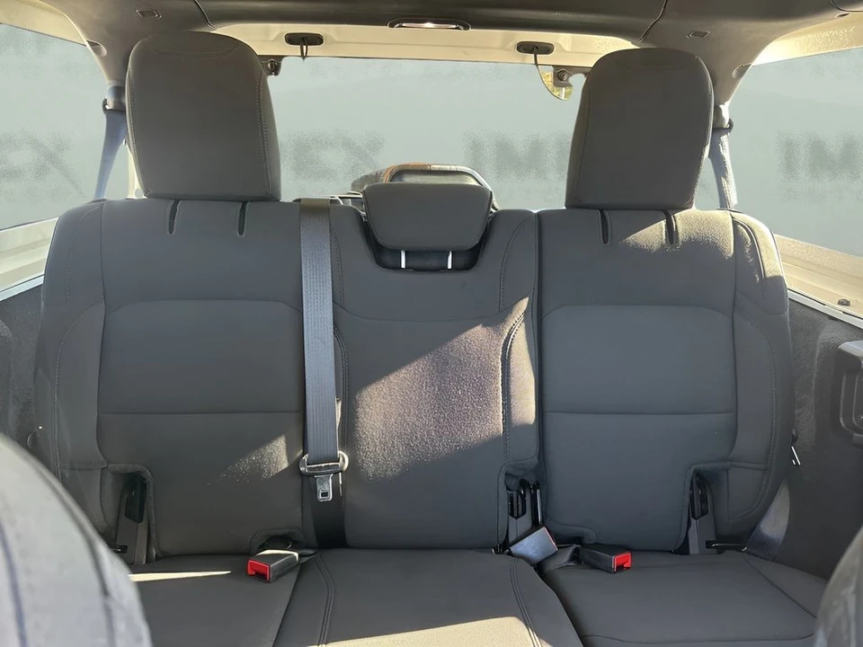 2021 Jeep JL Wrangler - Image 10 of 21