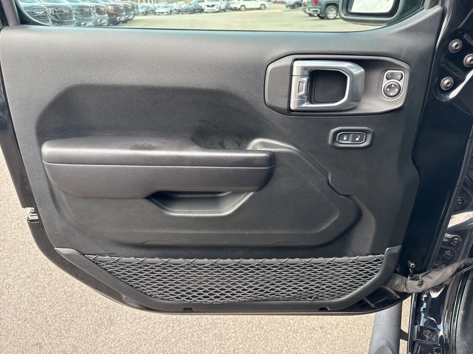 2021 Jeep JL Wrangler - Image 22 of 31