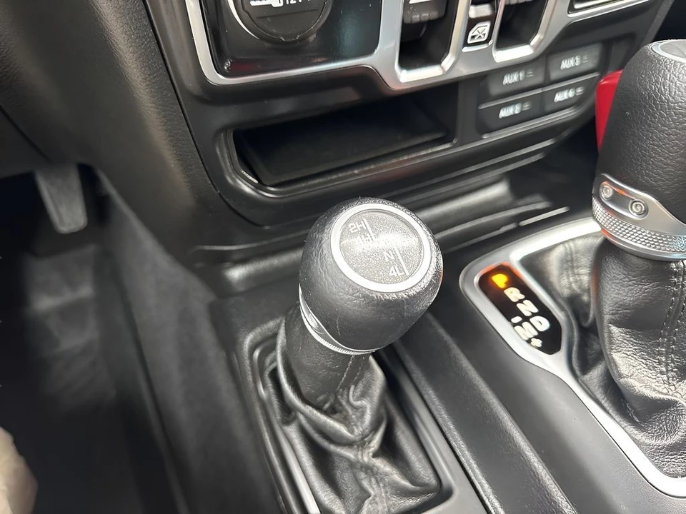 2021 Jeep JL Wrangler - Image 20 of 21