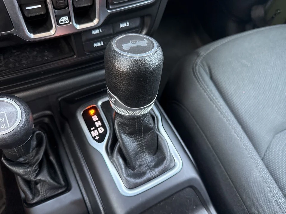 2021 Jeep JL Wrangler - Image 16 of 21