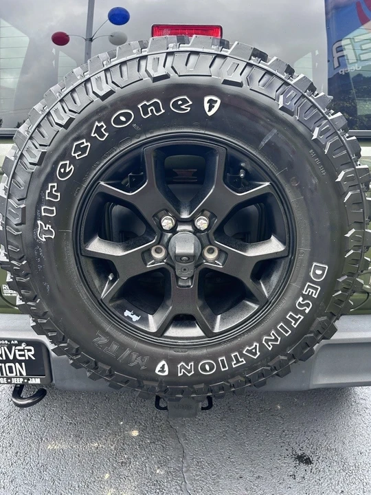 2021 Jeep JL Wrangler - Image 9 of 12