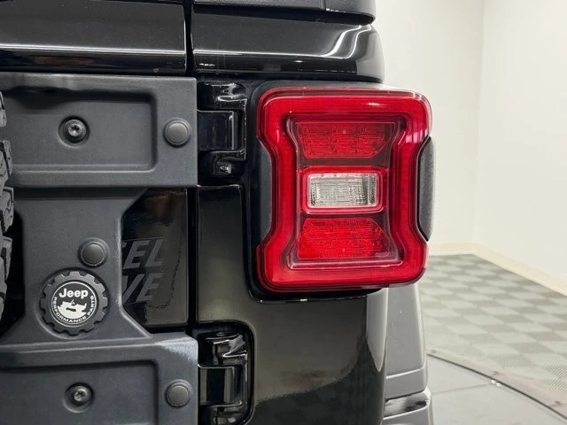 2021 Jeep JL Wrangler - Image 12 of 21