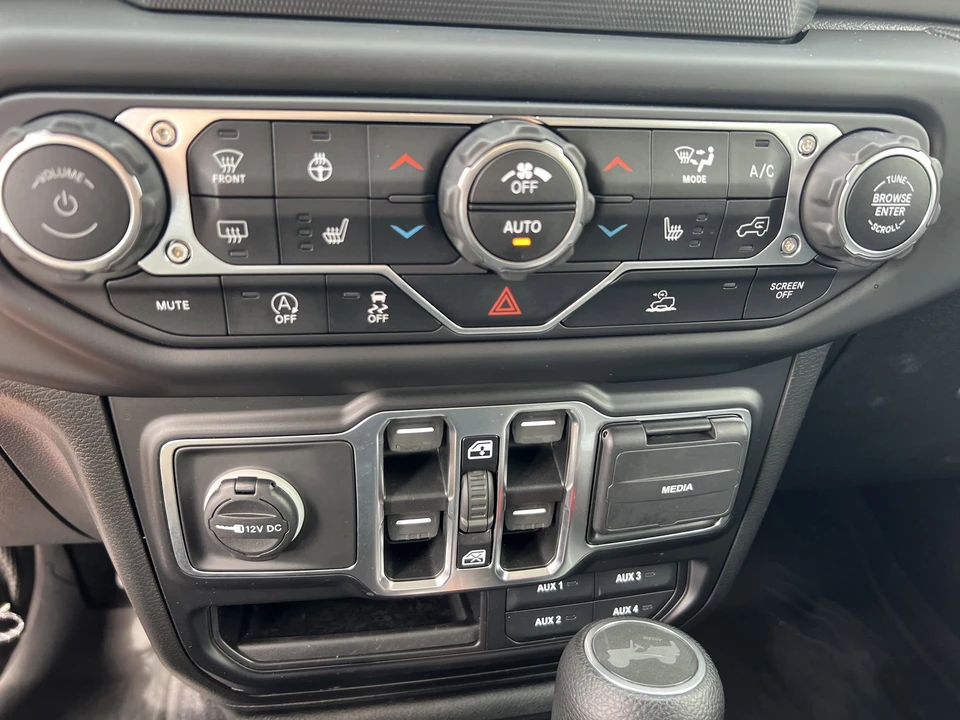 2021 Jeep JL Wrangler - Image 18 of 25