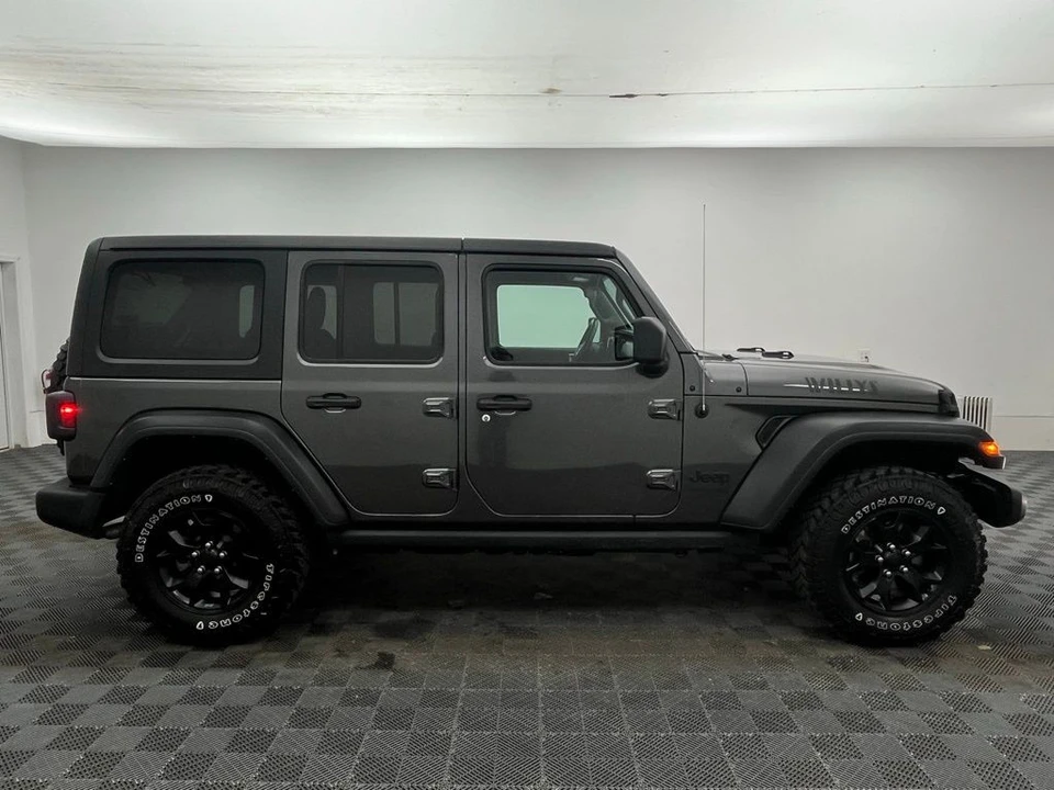 2021 Jeep JL Wrangler - Image 5 of 12