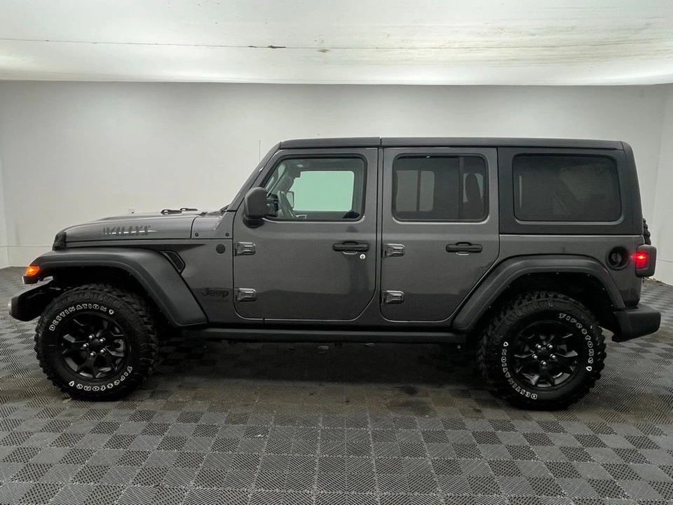 2021 Jeep JL Wrangler - Image 11 of 12